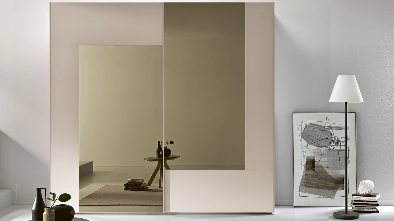 Armadio con ante scorrevoli Abaco 142 Luxury in specchio bronzo e melaminico finitura Cachemire di Gierre Mobili