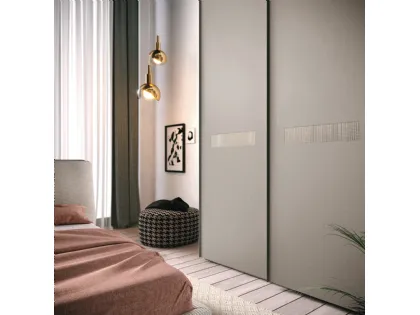 Armadio Arca con inserto vetro con tessuto color perla beige di Corso 11