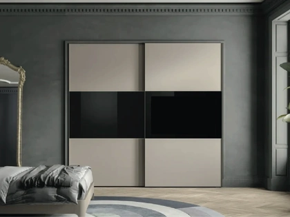 Armadio con anta scorrevole Mirror TV di Artigianmobili