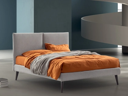 Letto in tessuto imbottito Alessia di Stilfar Italia