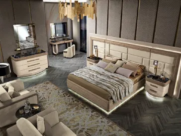 Letto con luci a led incorporate con testiera in pelle Diamond di Mobil Più