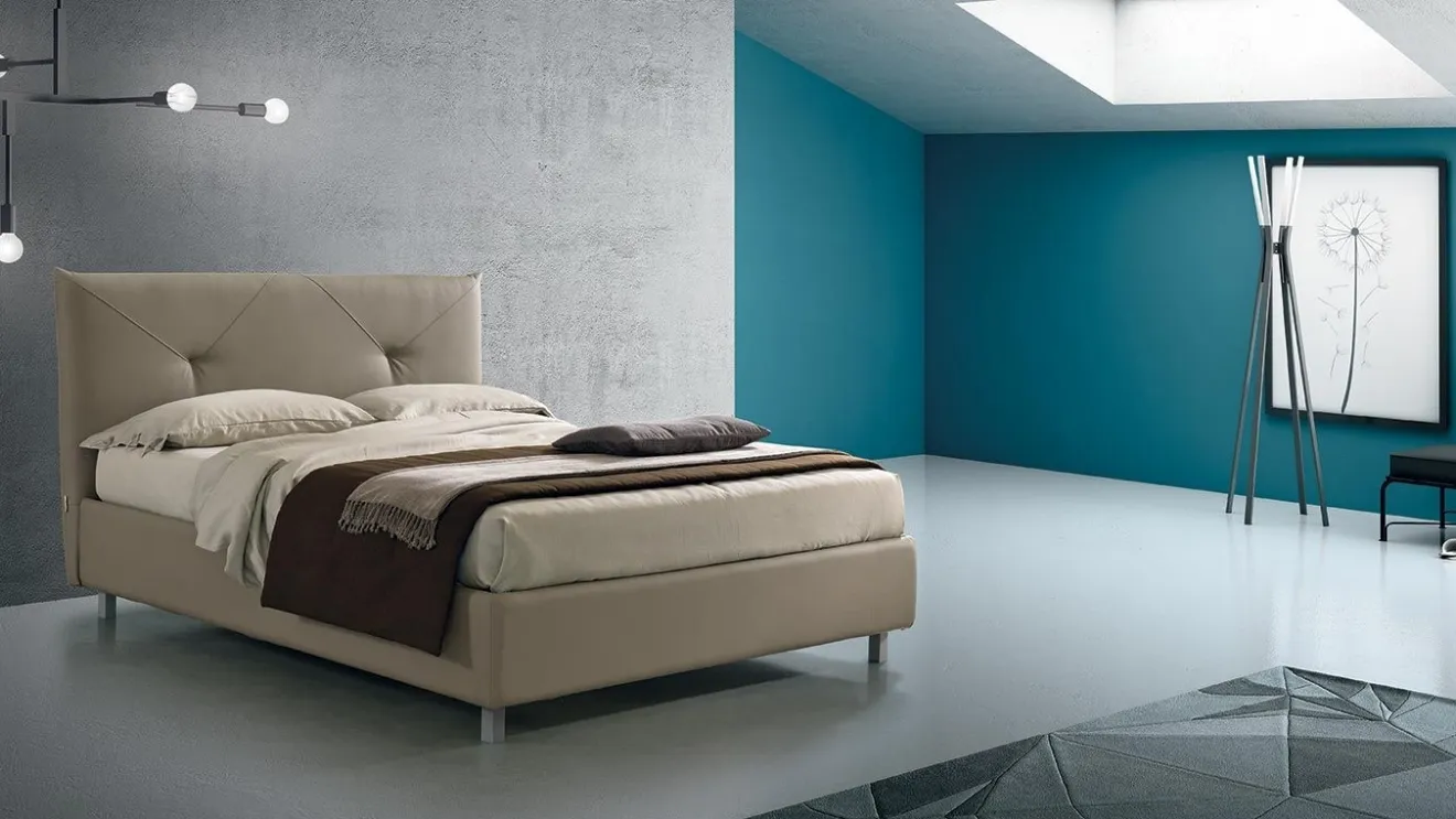 Letto in ecopelle con testiera trapuntata Esmeralda di Stilfar Italia