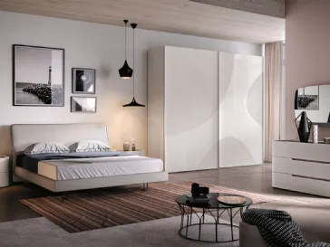 Letto Stilo Liscio testata imbottita rivestito Cenere e cover grigio perlato di Corso 11