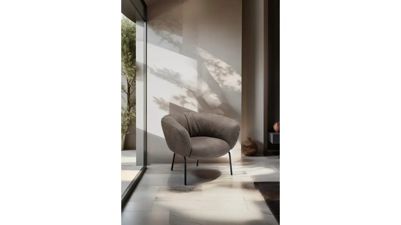 Poltroncina in pelle  Jill di Franco Ferri