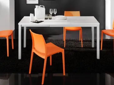Sedia moderna Malibu in plastica colorata di Eurosedia