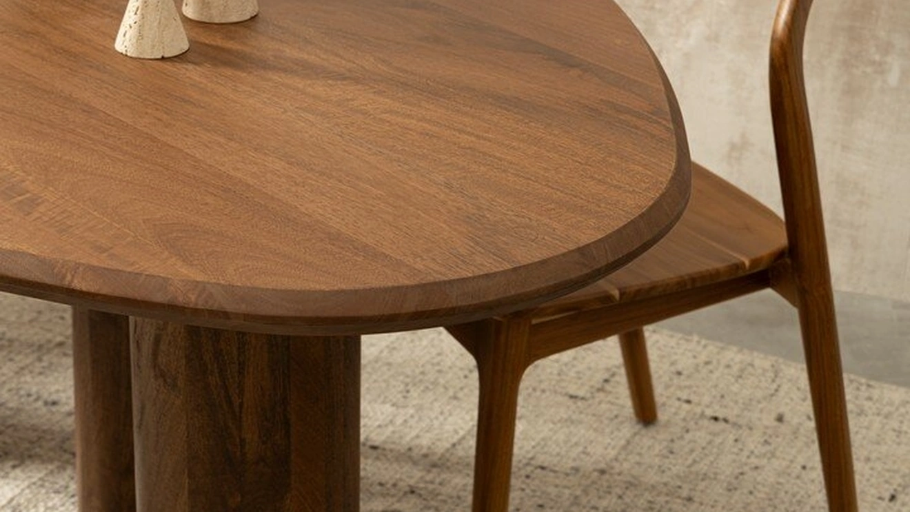 Tavolo Sanat in legno di mango di Bizzotto