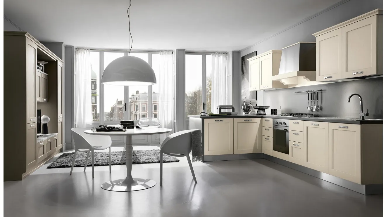 Cucina Classica angolare Elite 05 in legno di frassino laccato beige di Gicinque