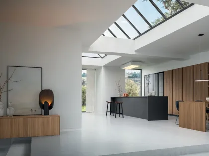 Cucina Moderna lineare Xilo 02 in laminato Fenix nero e Olmo Naturale di Gicinque